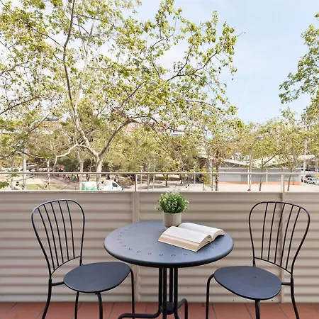 Ola Living Poblenou 바르셀로나